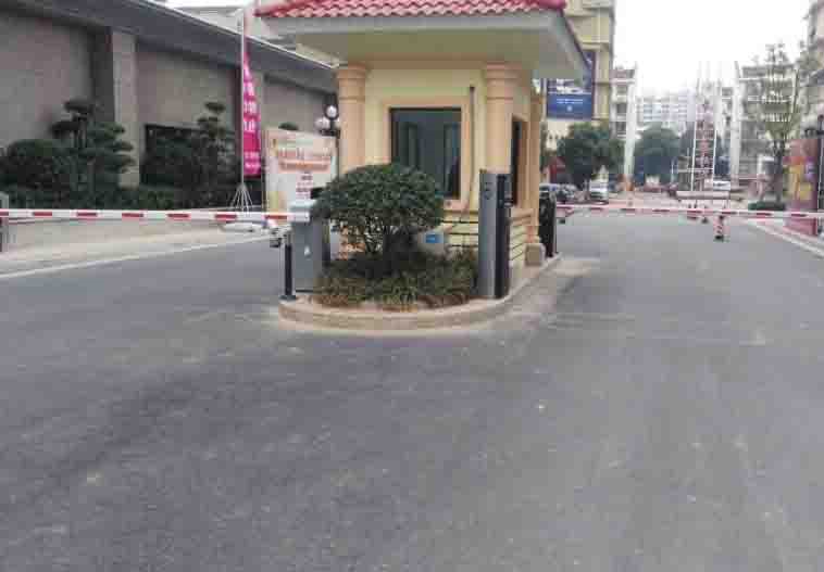 如何提高城市停车场管理效率?