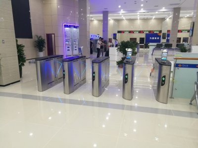 驻马店无人值守办税大厅翼闸6909x   测温人脸