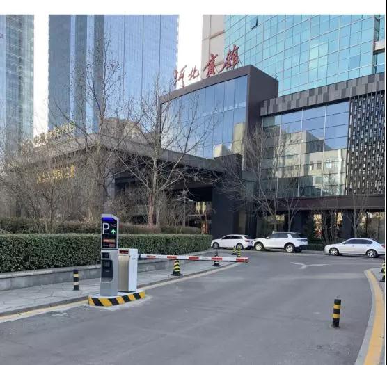 【工程案例】道尔智控车牌识别系统设备驻扎河北宾馆
